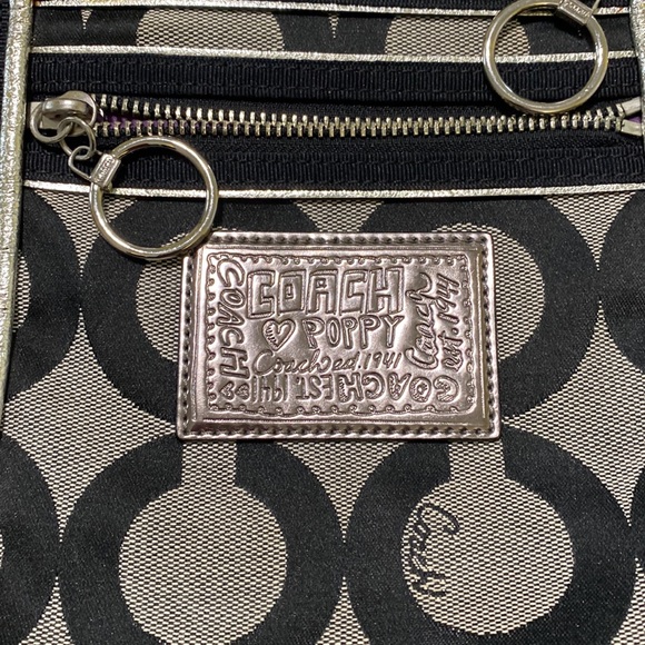 Coach Poppy Art Glam Tote Bag - Collectible Item! - Picture 3 of 7